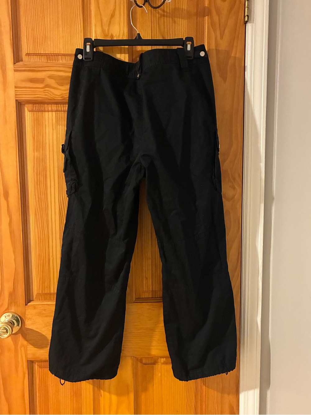 Ralph Lauren Black Wide-Leg Cargo Pants - Picture 3 of 3